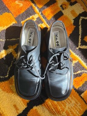 Black vintage chunky lace up Oxfords